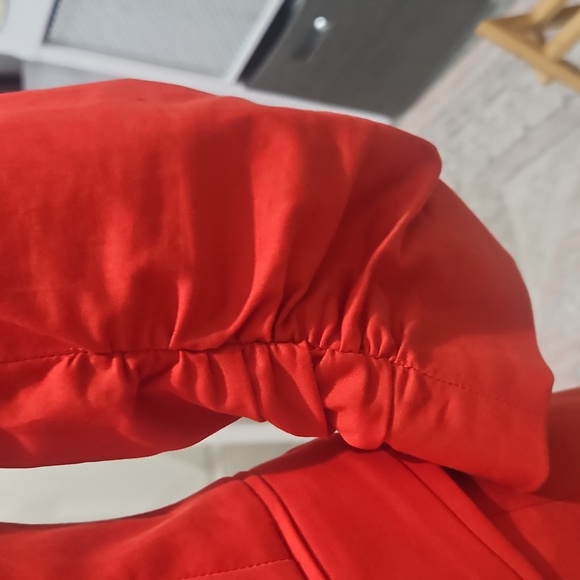 Bebe Coral Ruched 3/4 Sleeve Blazer – Chic Statement Jacket size 6 - Picture 4 of 8